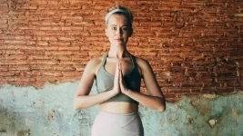 Namaste în Yoga. Ce înseamnă Namaste și care este semnificatia spirituală