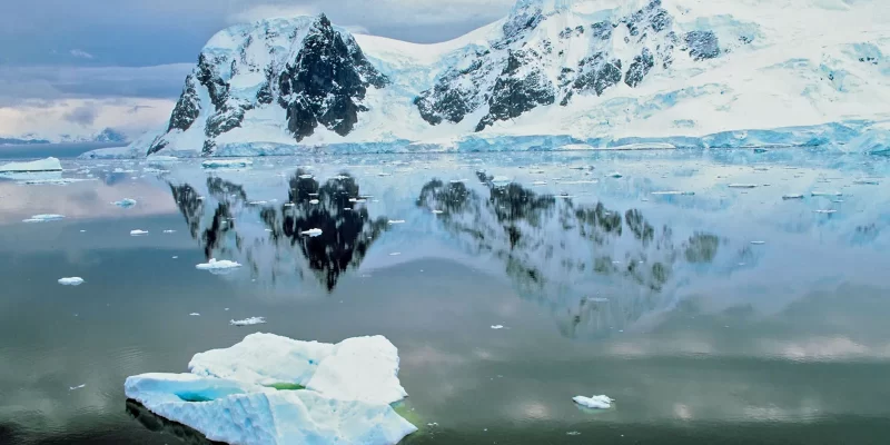 Curiozități din lumea înghețată. Despre Antarctica.